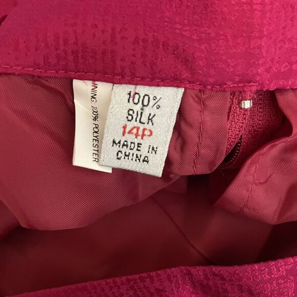 Unbranded Fushia Pink Womens Skirt 100 % Silk Lined Zip Elastic Waist Size 14P - Picture 3 of 3